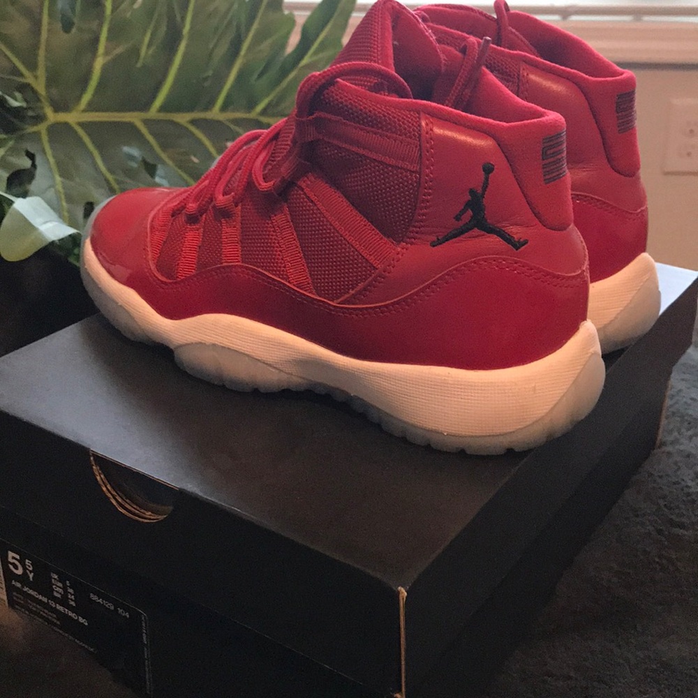 ::BACK TO SCHOOL:: Boys Jordan 13 Retros!